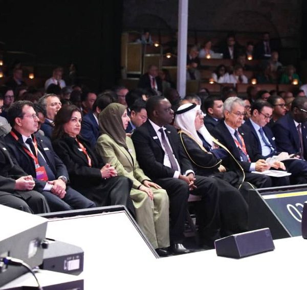 اليمن يشارك في أعمال مؤتمر الشراكات العالمية في لندن