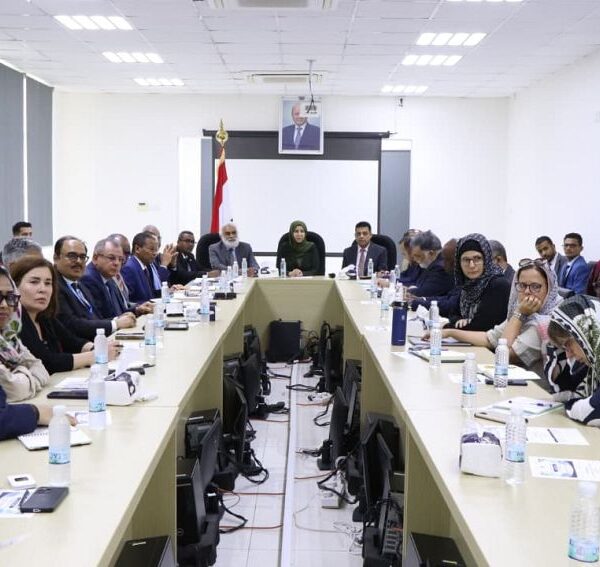 وزيرا الخارجية والتخطيط يبحثان مع الأمم المتحدة والمنظمات الدولية تداعيات التصعيد الحوثي وأولويات الاستجابة الإنسانية