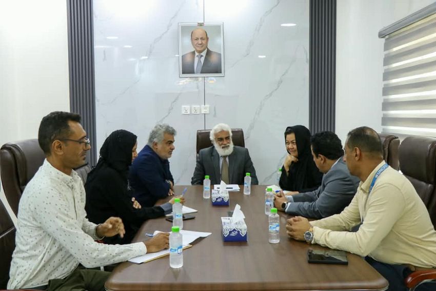 وزير التخطيط يبحث مع “اليونيبس” أولويات المشاريع التنموية والاحتياجات الإنسانية
